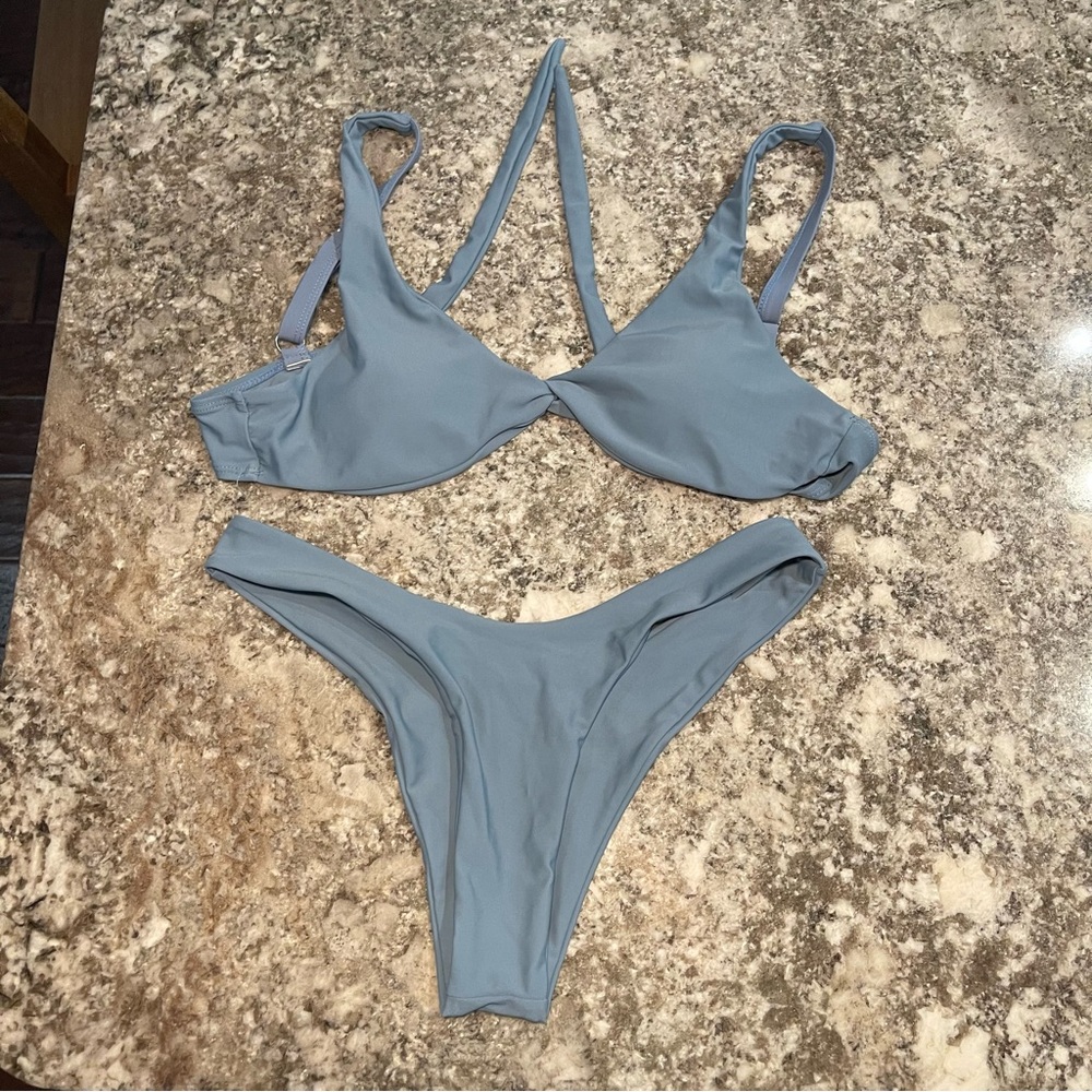 Bikini Set, High Waist Cheeky Bottoms, Twist Bikini Top Size Small